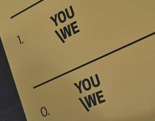 YouWe-medarbejdere i samtale